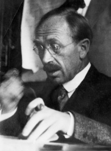 Heinrich Tessenow in der Lehre (Fotograf(in) unbekannt, 1920er Jahre. Privatbesitz